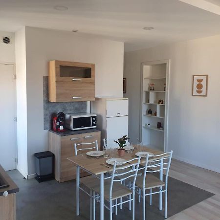 Apartmán Macon • T2 St Vincent • Hostisy Exteriér fotografie