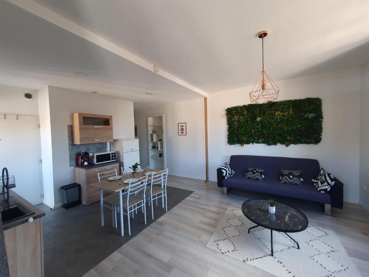Apartmán Macon • T2 St Vincent • Hostisy Exteriér fotografie